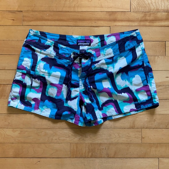 CLEARANCE RARE LIKE NEW Patagonia Board Shorts
